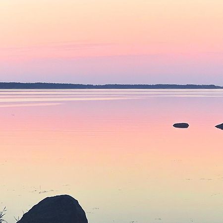 Vaenvik Pyhtaeae Siltakylä Exterior foto